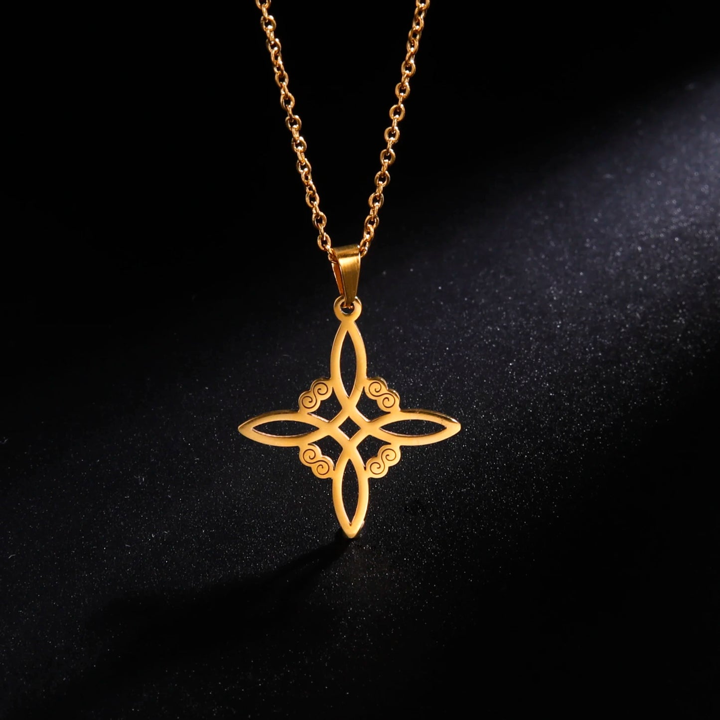 Skyrim Witch Knot Necklace