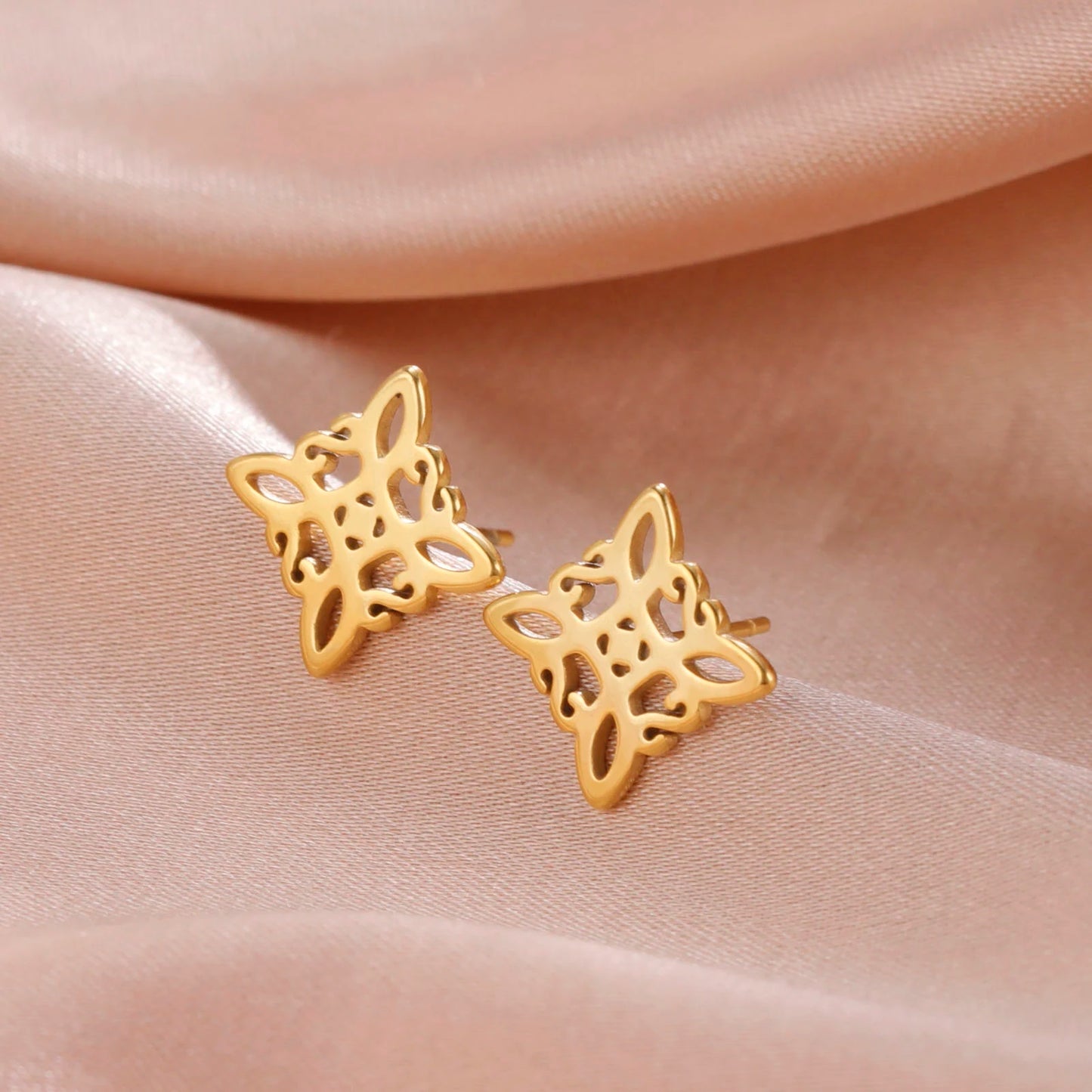 Skyrim Witch Knot Stud Earrings