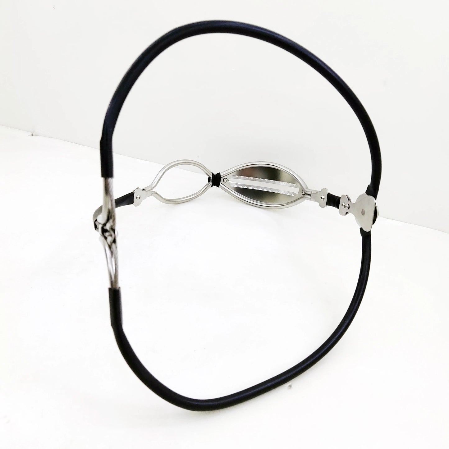 Female Chastity Belt Stainless Steel Invisible Underwear Belt Lockable Pants with Defecation Hole Underwear Bondage BDSM