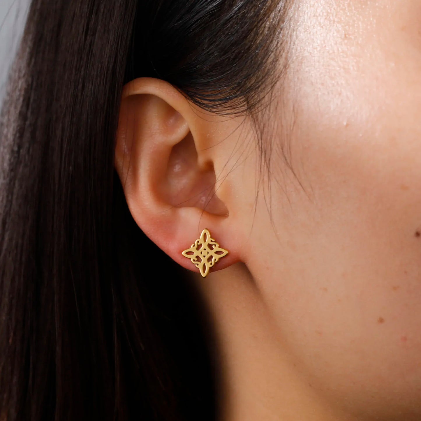 Skyrim Witch Knot Stud Earrings